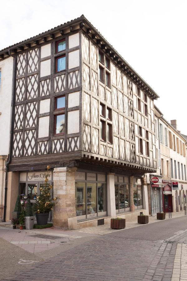 Appartement A-Mi-Chemin - Centre-Ville De Tournus Esterno foto