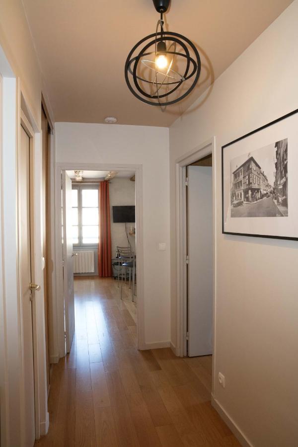 Appartement A-Mi-Chemin - Centre-Ville De Tournus Esterno foto